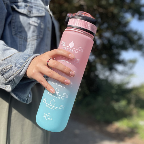 Motyvacinis vandens butelis 1 l