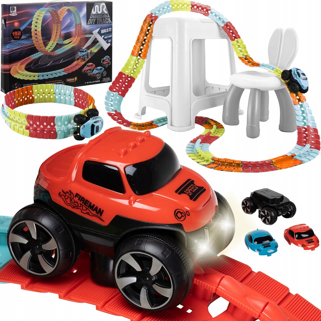 Automobilis su trasa