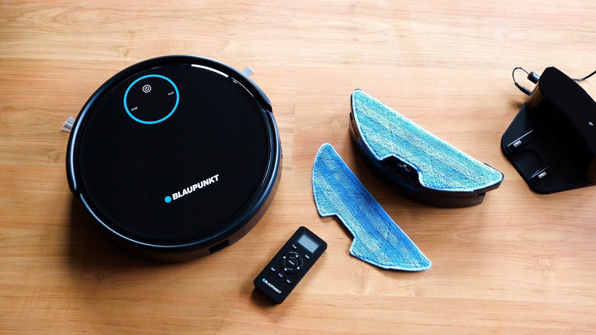 Dulkių siurblys-robotas Blaupunkt RVC701, Su plovimo funkcija, Rankinis išvalymas