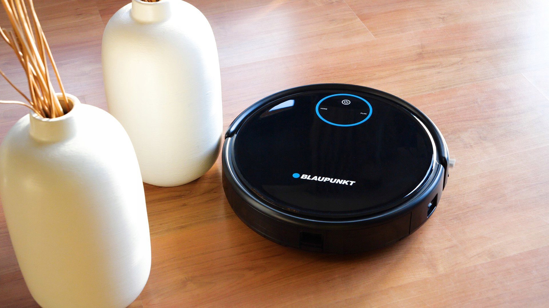 Dulkių siurblys-robotas Blaupunkt RVC701, Su plovimo funkcija, Rankinis išvalymas