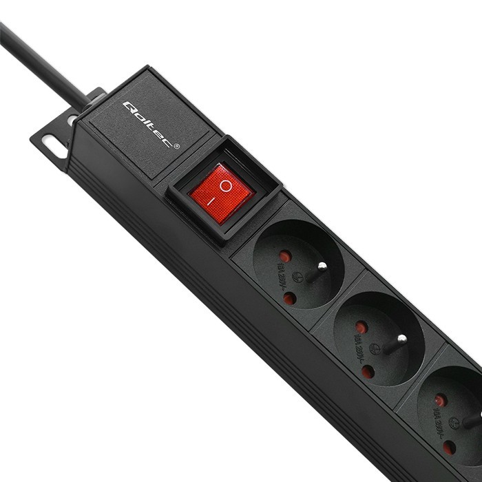 Aliumininis maitinimo juostelė pdu skirtas stovo 16a 16 x prancūzų vertikalus 18 m qoltec