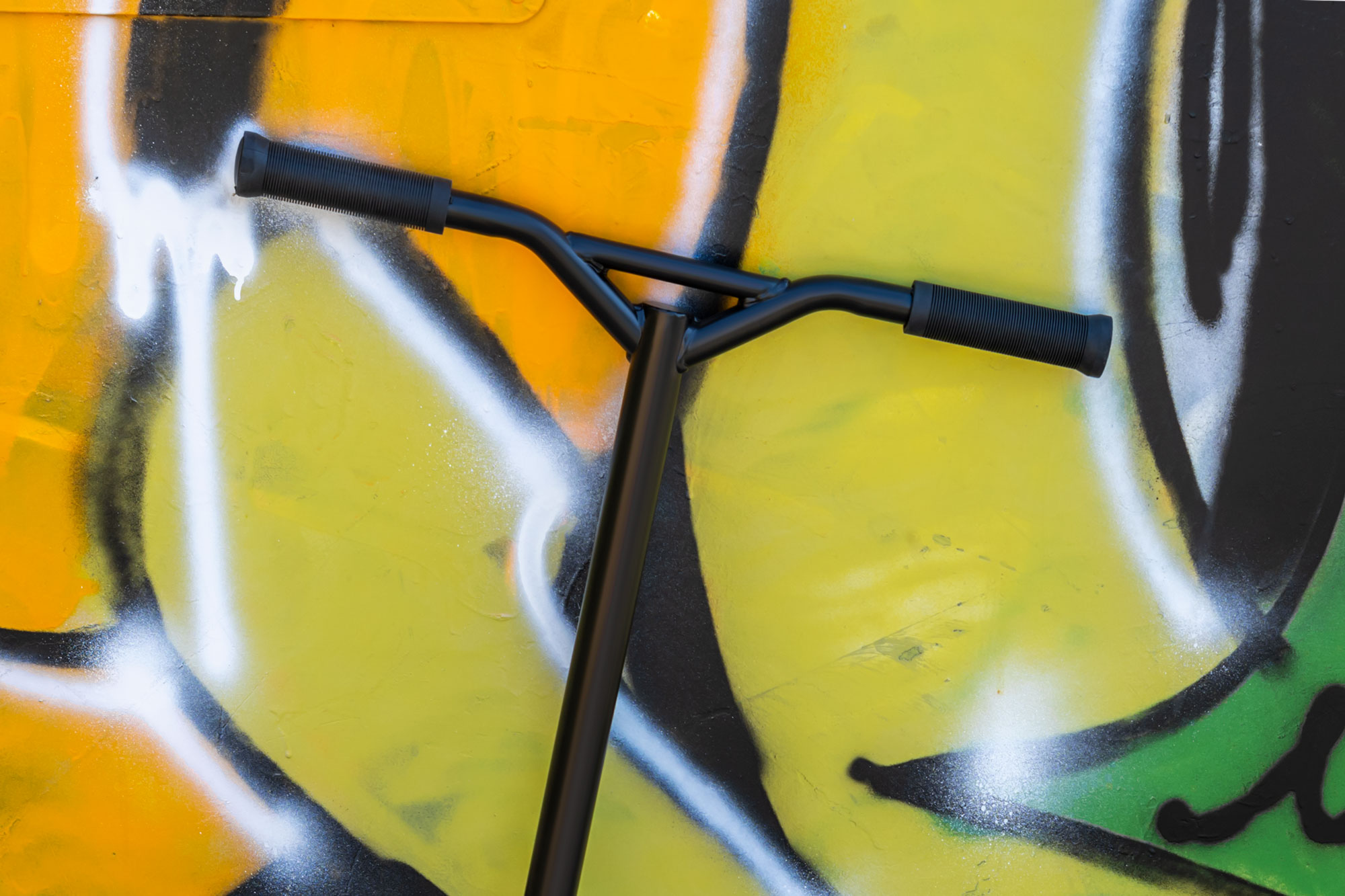 rebel skater pro neon didelio našumo paspirtukas
