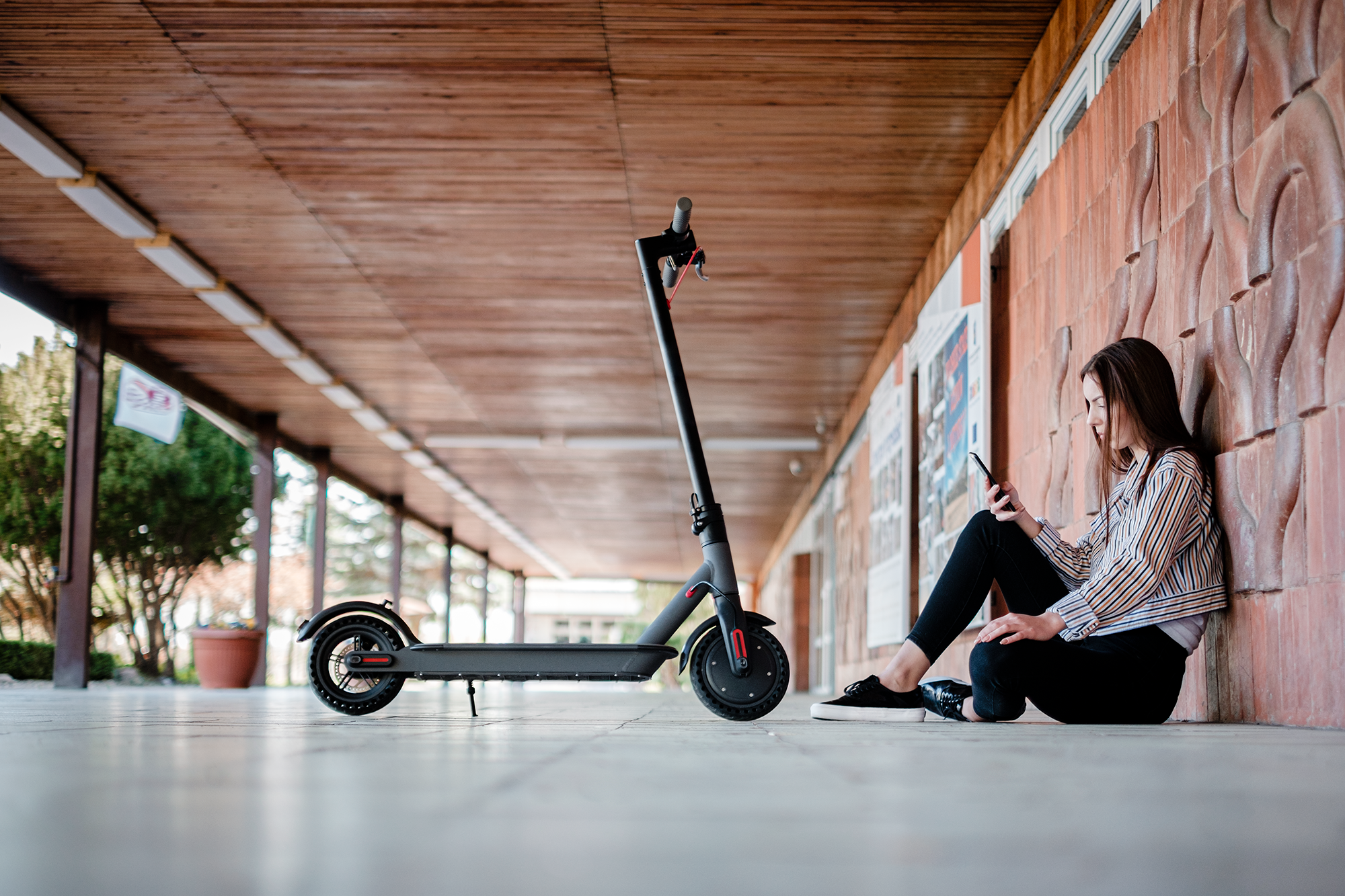 fast wheels pro elektrinis motoroleris