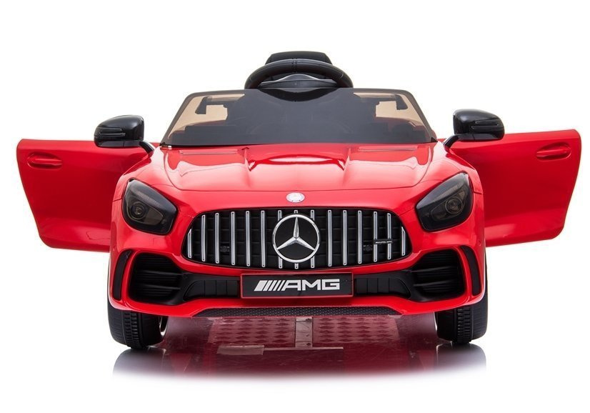 Elektrinis automobilis sportinis mercedes gt r, raudonas