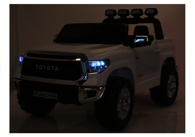 Toyota tundra baltas  elektromobilis vaikams