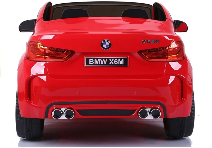 Elektrinis visureigis bmw x6m, šviesiai raudonas
