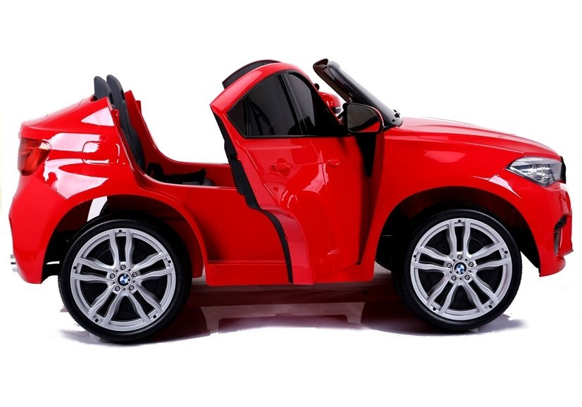 Elektrinis visureigis bmw x6m, šviesiai raudonas