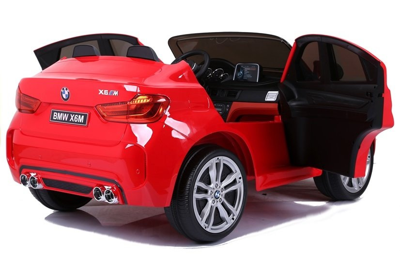 Elektrinis visureigis bmw x6m, šviesiai raudonas