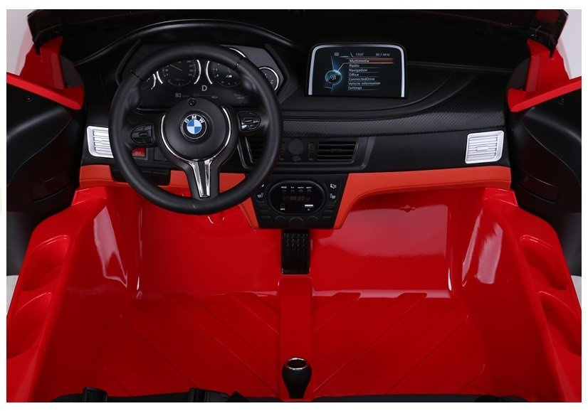 Elektrinis visureigis bmw x6m, šviesiai raudonas