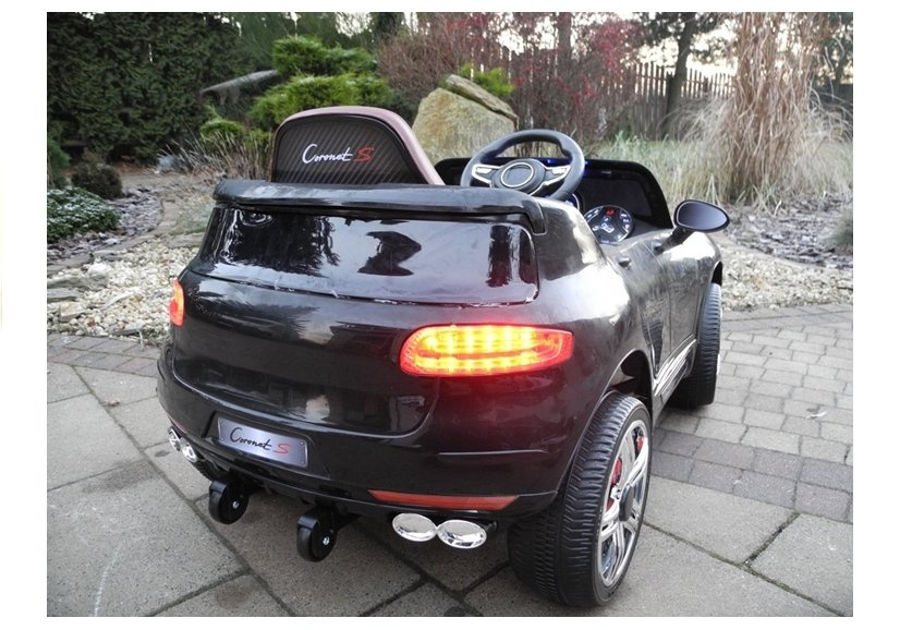 Juodas vaikiškas automobilis Coronet S su akumuliatoriumi