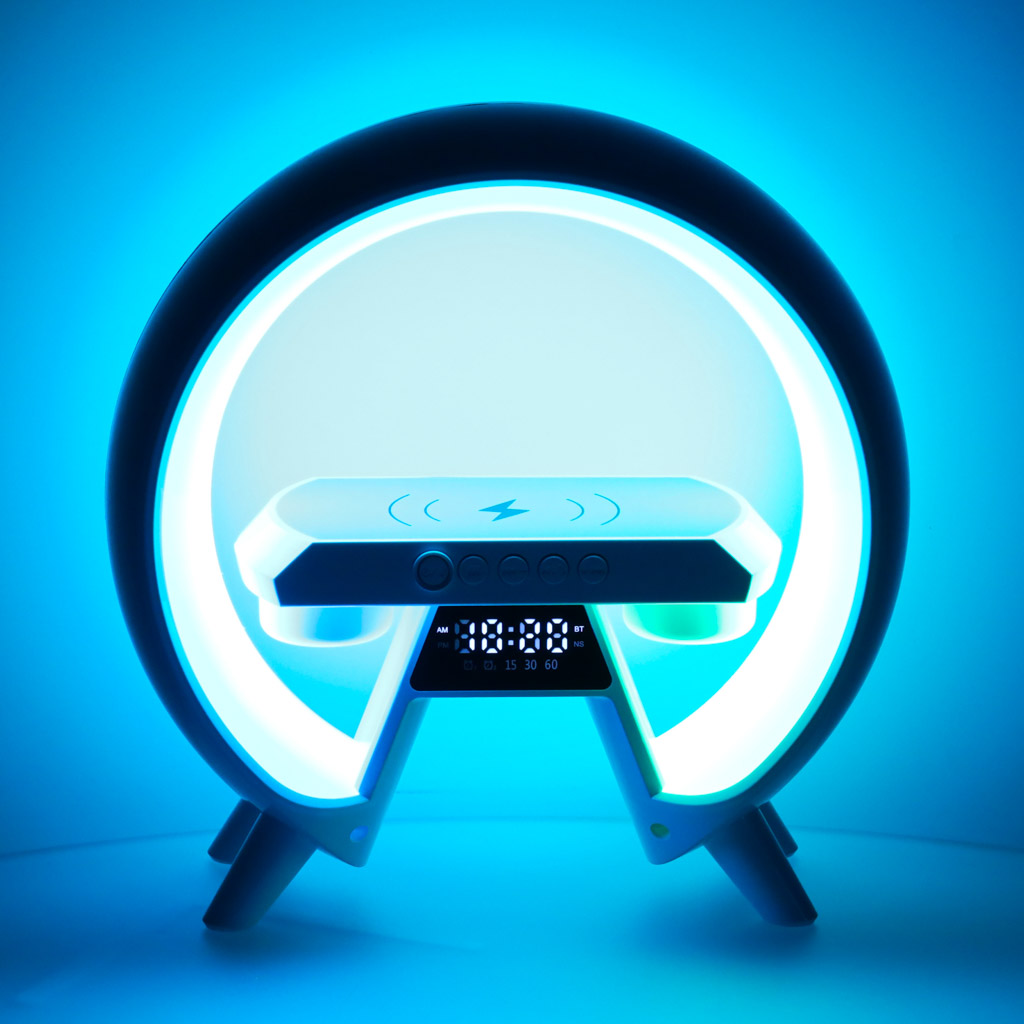 Led lempa su indukciniu įkrovikliu ir radijo imtuvu