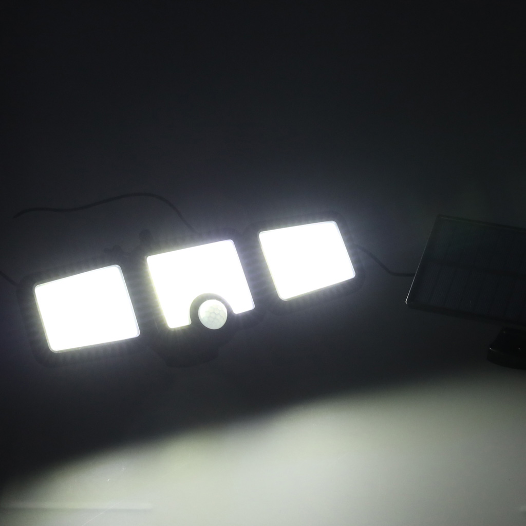 Led lempa su judesio ir sutemų jutikliais