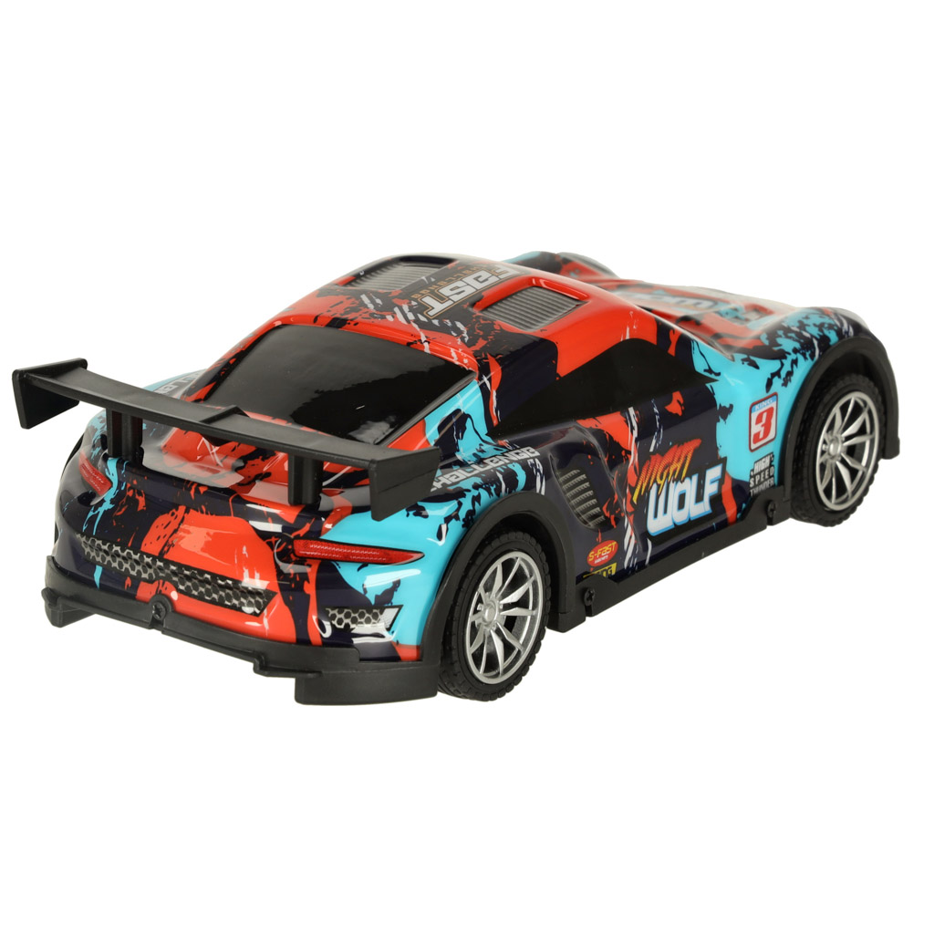 Rc sportinis automobilis mėlynos ir raudonos spalvos
