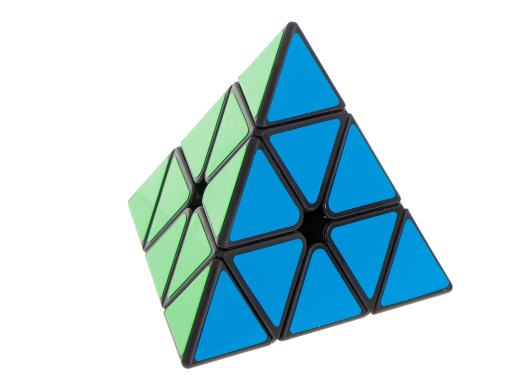 Dėlionė Pyraminx MoYu, juoda 2