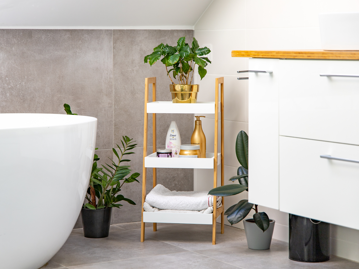 Bambukinė knygų lentyna su trimis lentynomis ModernHome