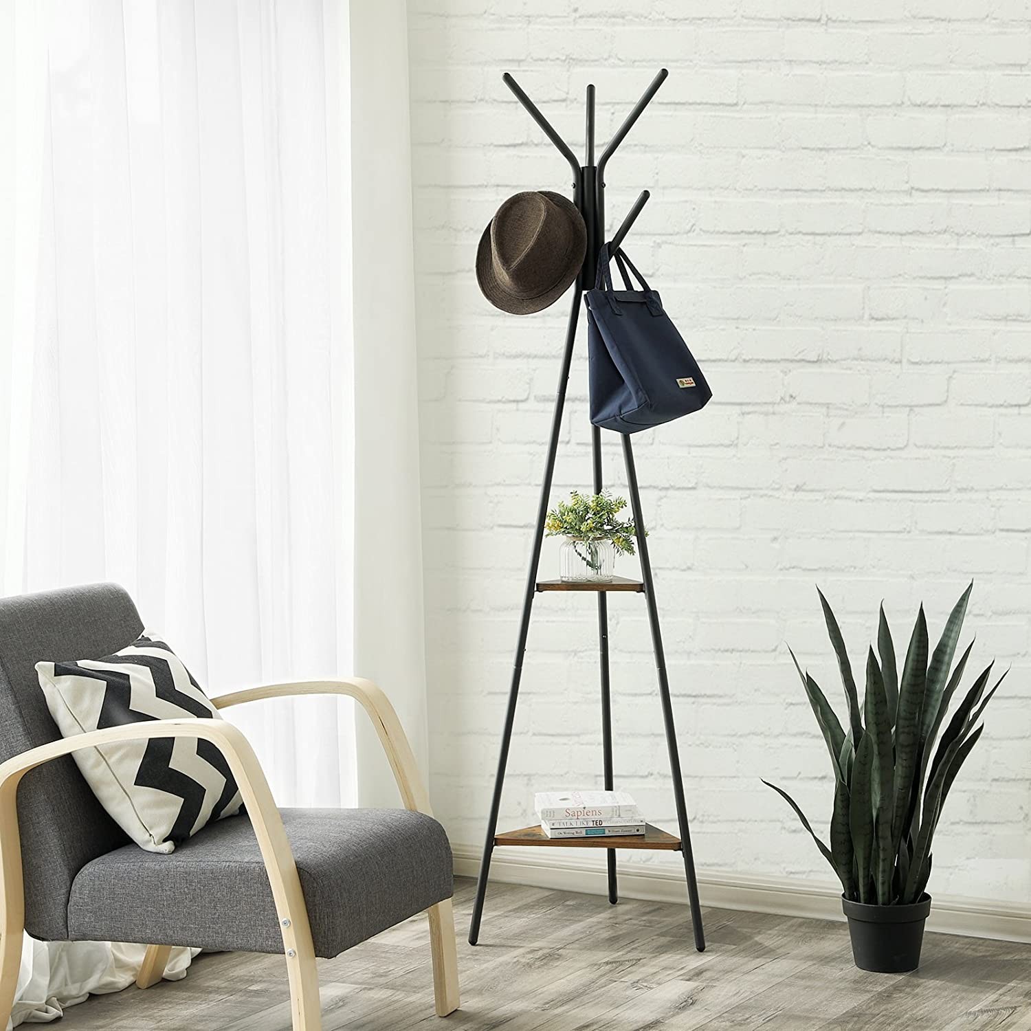 Pastatoma kabykla su 6 kabliukais ir 2 lentynomis, juoda ir ruda, 49 × 49 × 179 cm