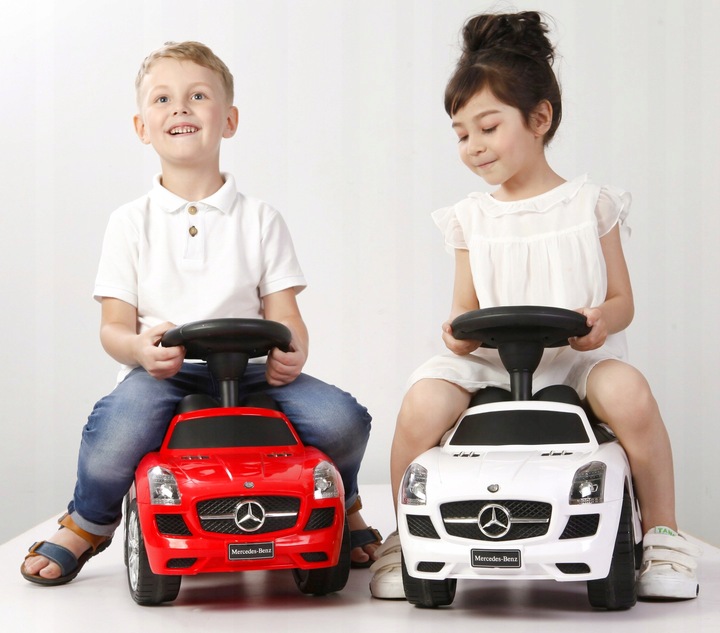 Paspiriamas vaikiškas automobilis Mercedes-Benz 332, baltas