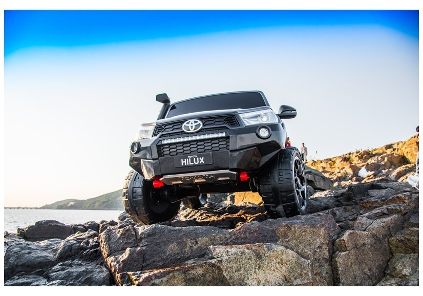 Elektromobilis vaikams toyota hilux, juodas lakuotas