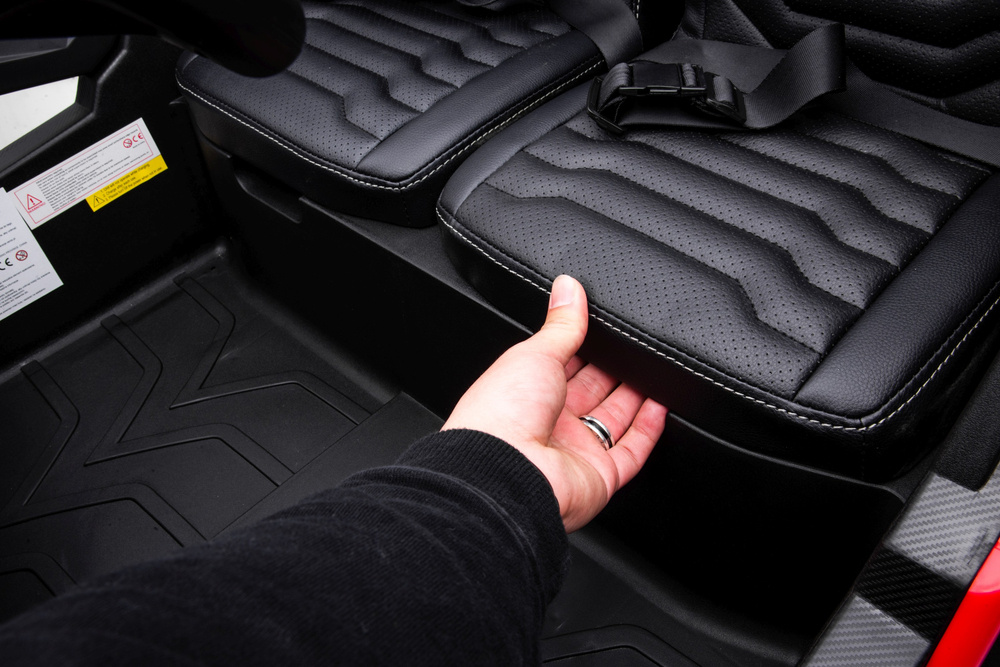 Dvivietis elektromobilis vaikams lean cars buggy a032, baltas