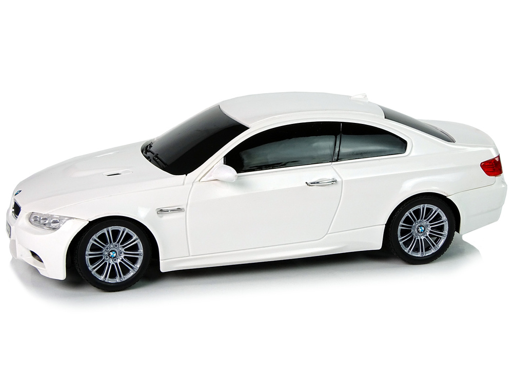 Nuotoliniu būdu valdomas bmw m3 su vairu, garsu ir šviesomis – 2.4g, 1:18