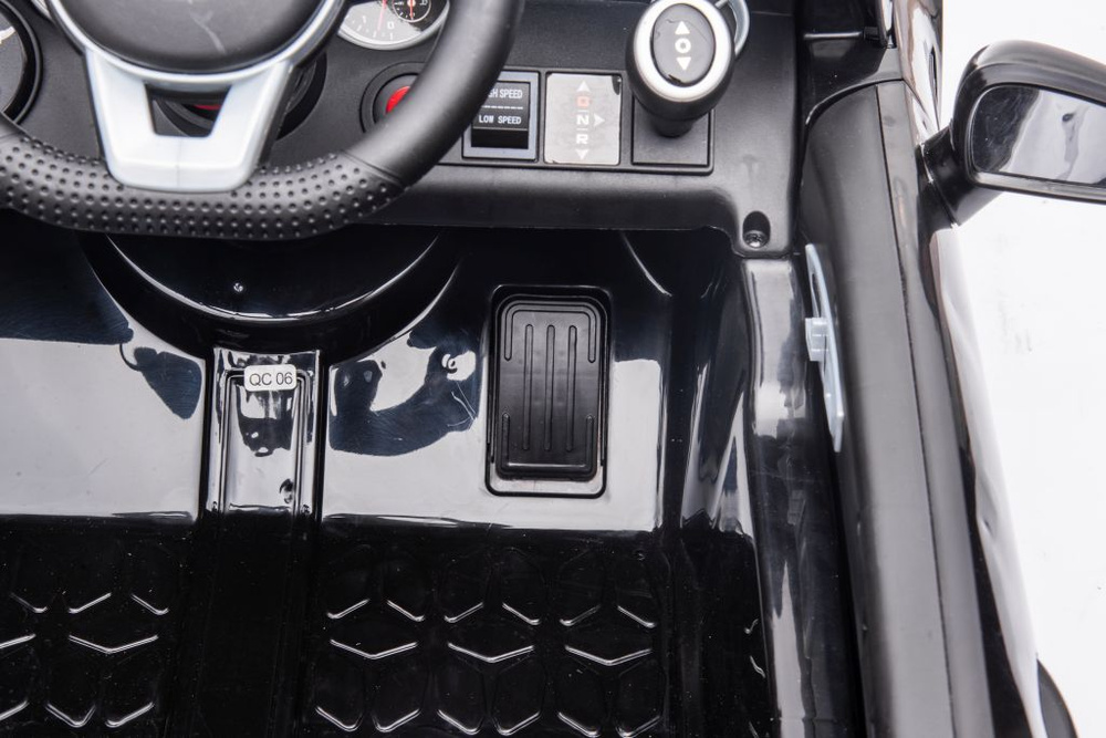 Dvivietis elektromobilis vaikams mercedes slc 300, baltas