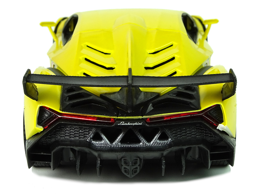 Nuotoliniu būdu valdomas lamborghini veneno su garso ir šviesos efektais