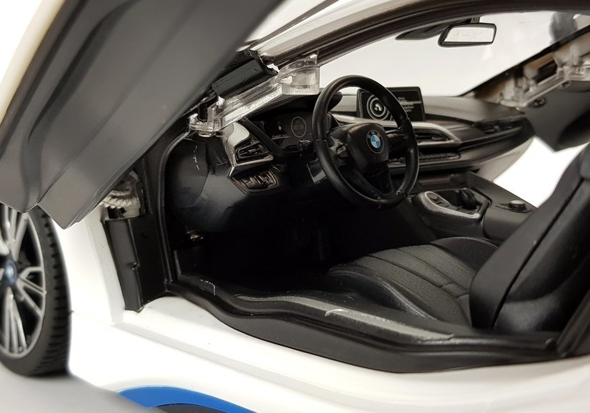 Nuotolinio valdymo bmw i8 rastar automodelis