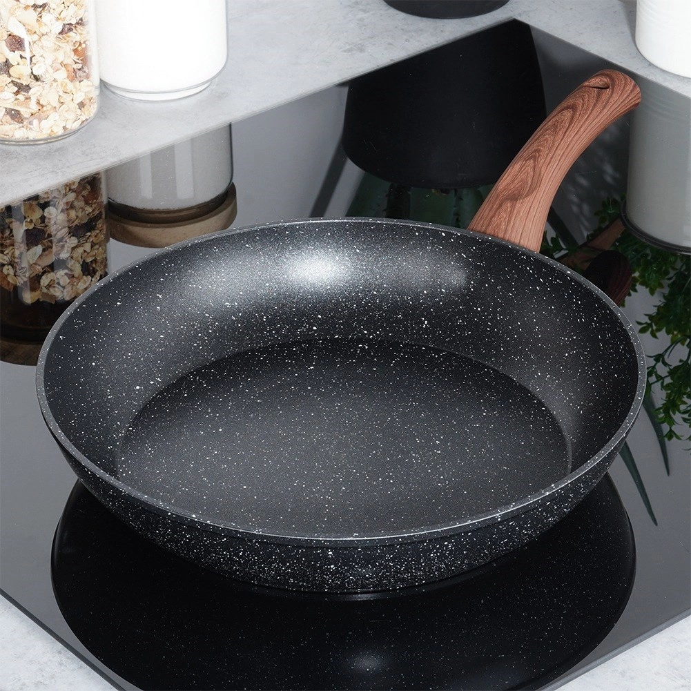 Keptuvė vilde black&wood 28 cm aliuminė su granitine danga 1