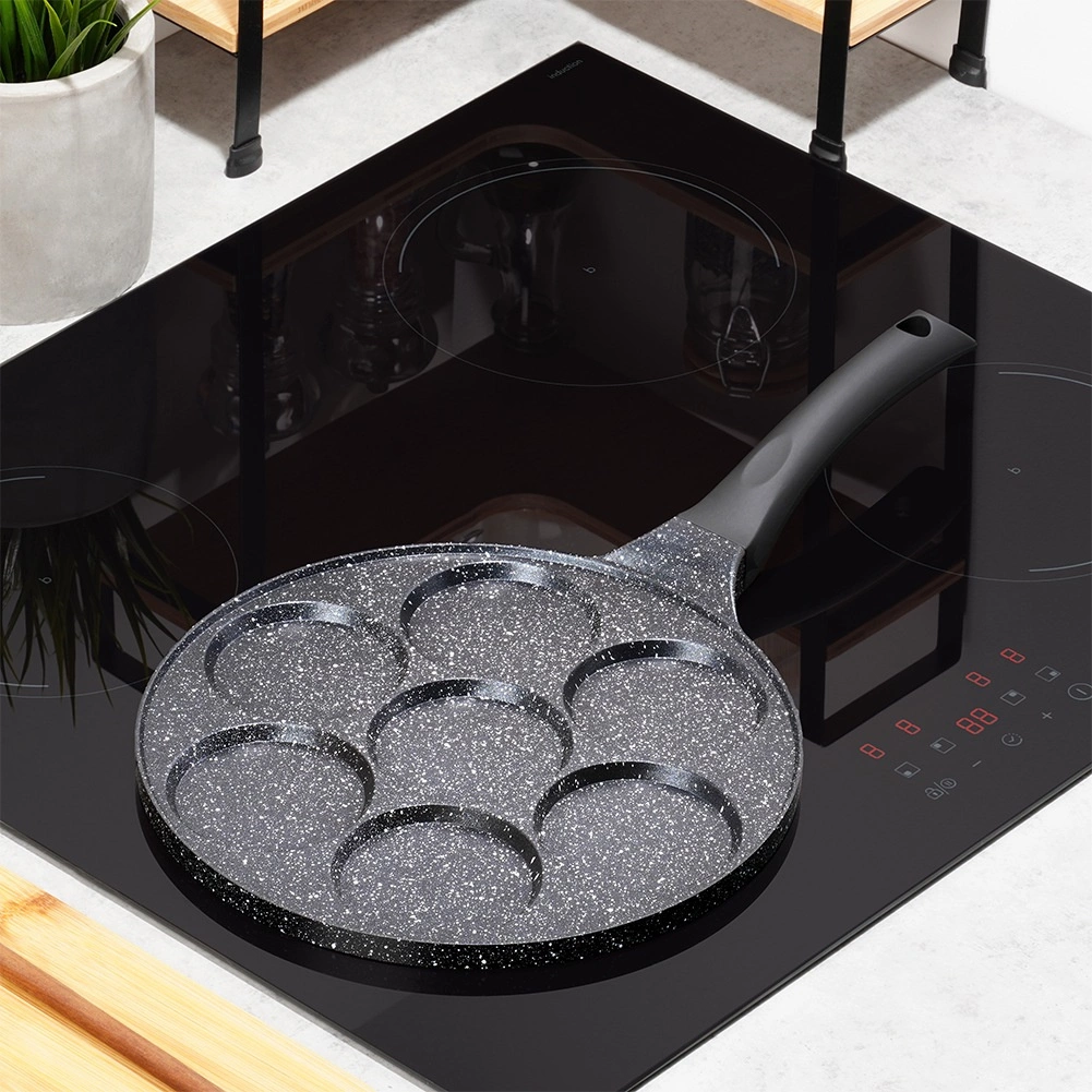 Kiaušinių ir blynų keptuvė vilde black line su granitine danga, 26 cm, 7 skyriai