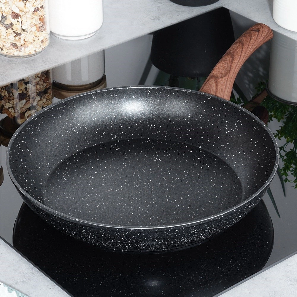 Keptuvė vilde black&wood 30 cm su granitine danga 1