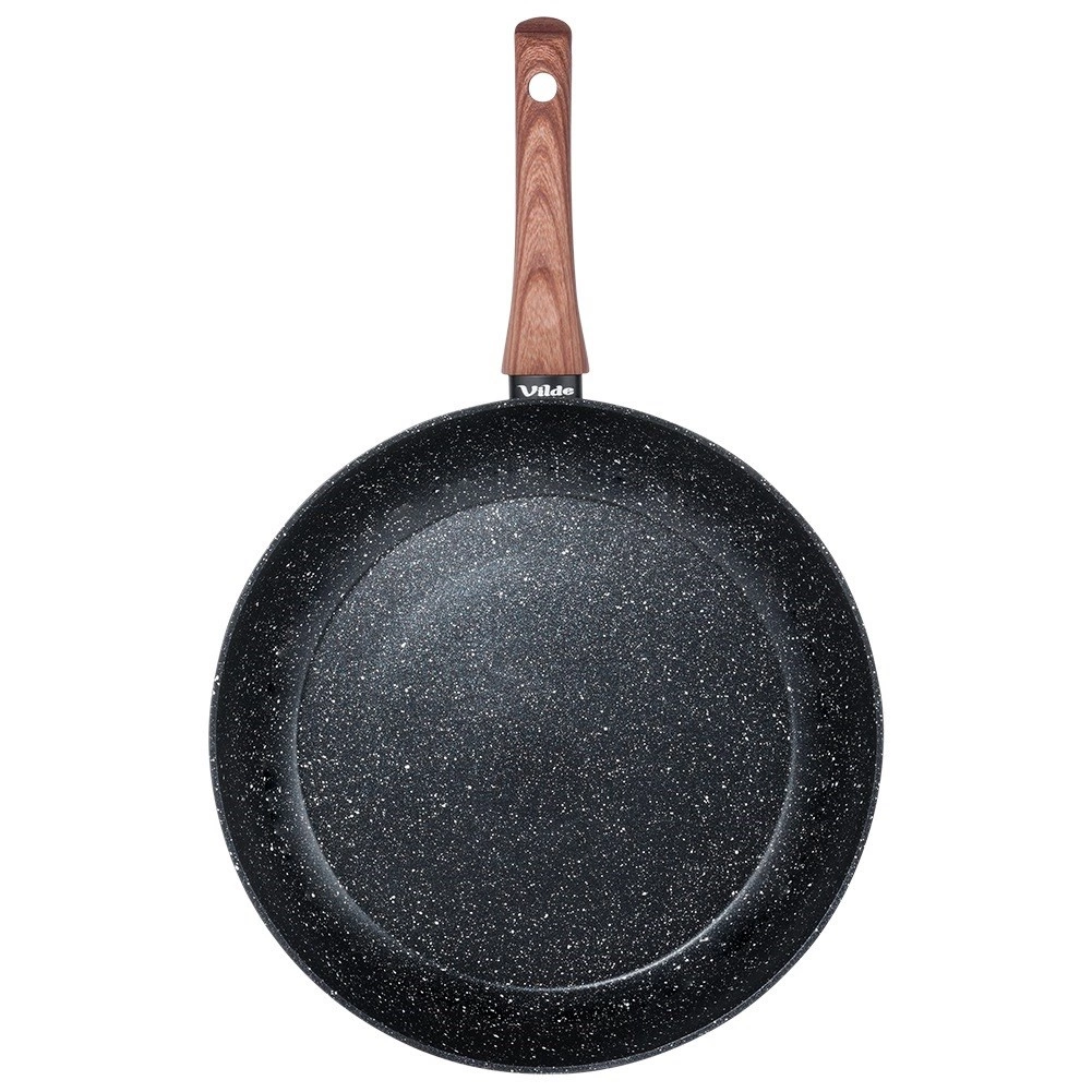 Keptuvė vilde black&wood 32 cm su granitine danga 2