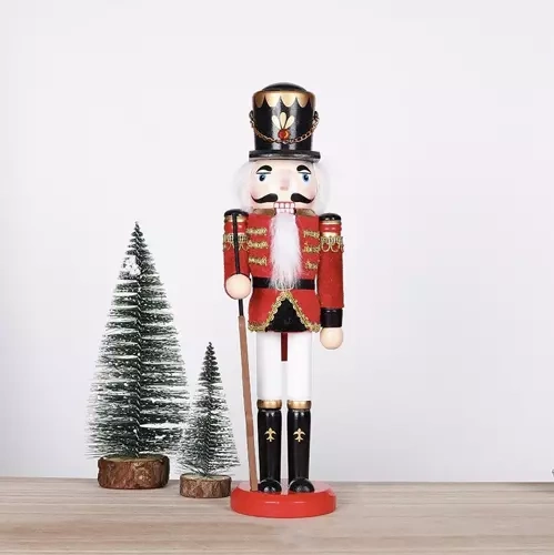 Medinė kalėdinė figūrėlė spragtukas 31 cm