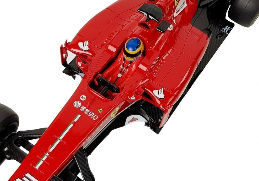 Radijo bangomis valdomas modeliukas Rastar F1 Ferrari F138, raudonas