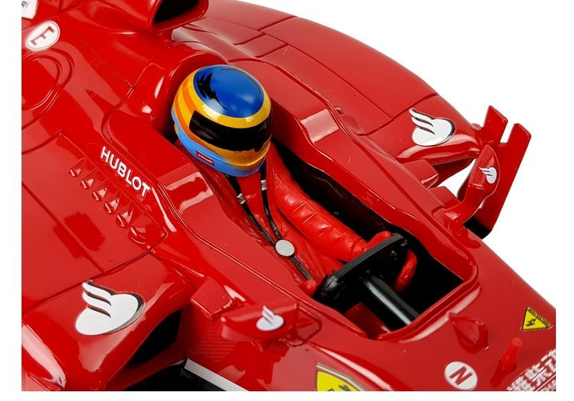 Radijo bangomis valdomas modeliukas Rastar F1 Ferrari F138, raudonas