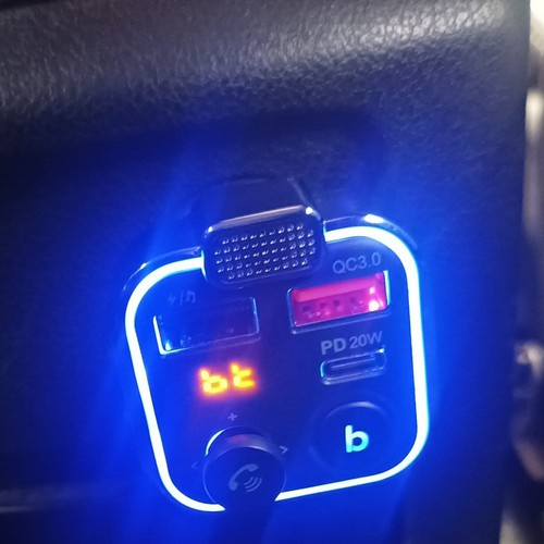 Bluetooth Fm Siųstuvas Su Automobiliniu Įkrovikliu