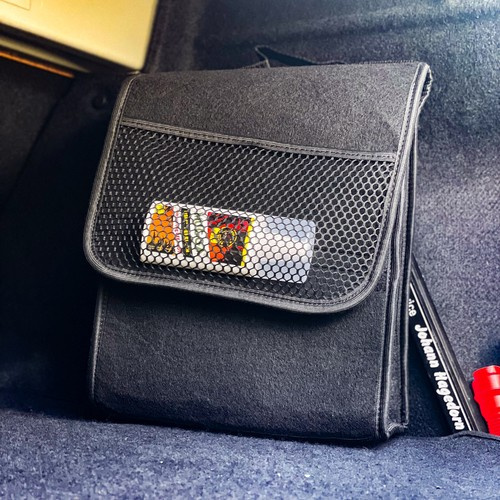 Dėklas su įmontuotu powerbank ir ekranu