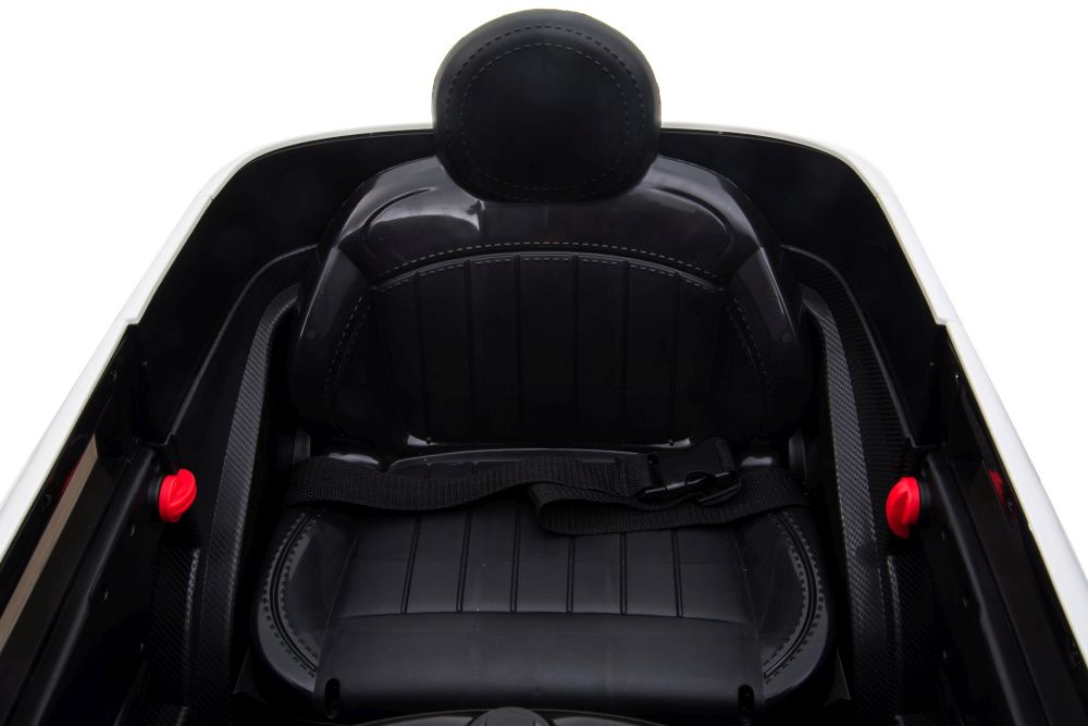 Elektrinis automobilis blt-688 drift baltas