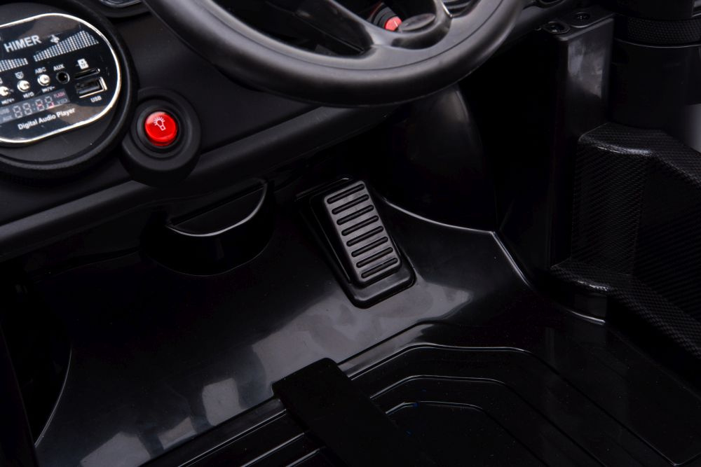 Elektrinis automobilis blt-688 drift baltas