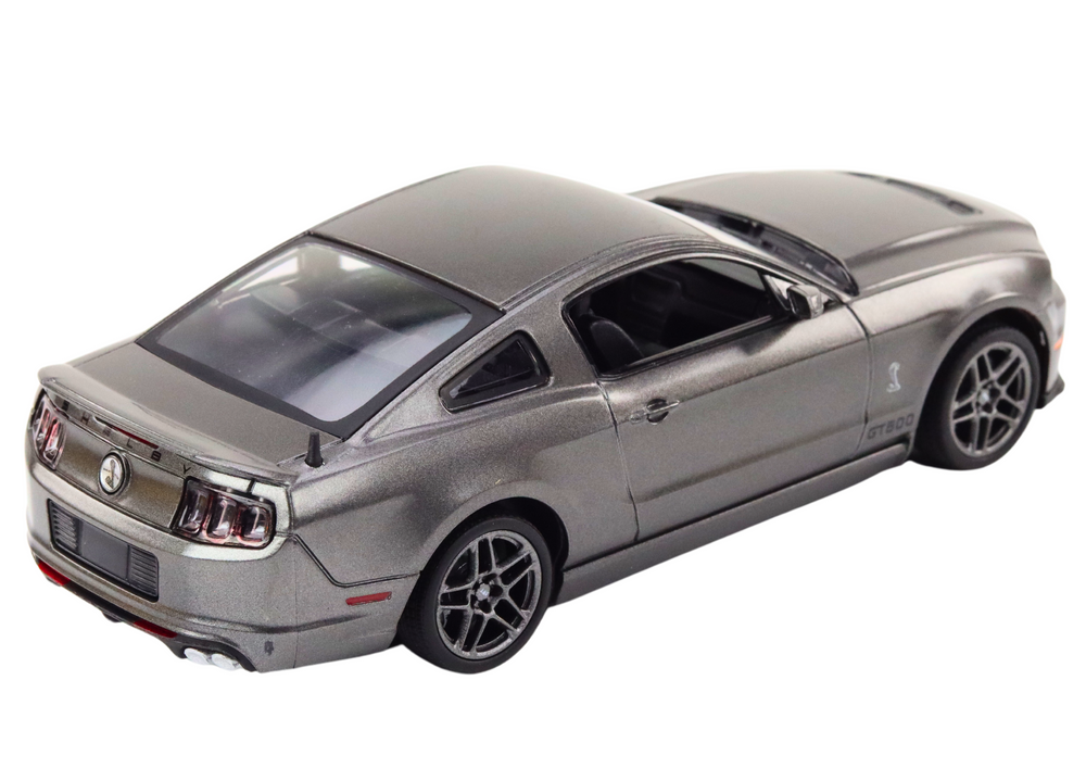 Sidabrinis ford shelby gt500 modelis 1:24 mastelio