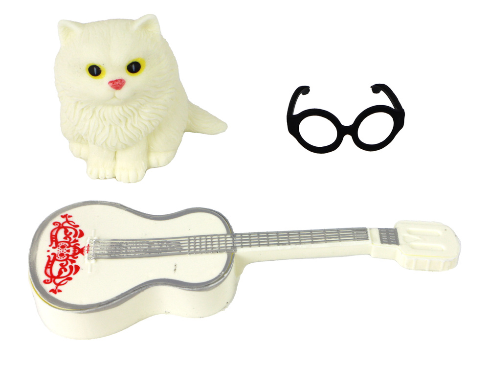 Lėlė emily su gitara ir kačiuku