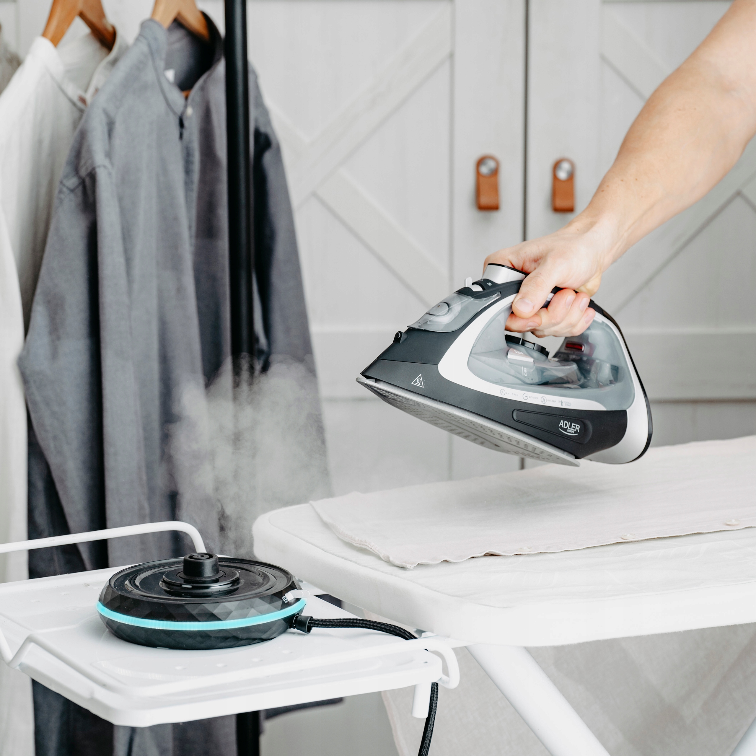 Adler AD 5043 Cordless Steam Iron 2800W