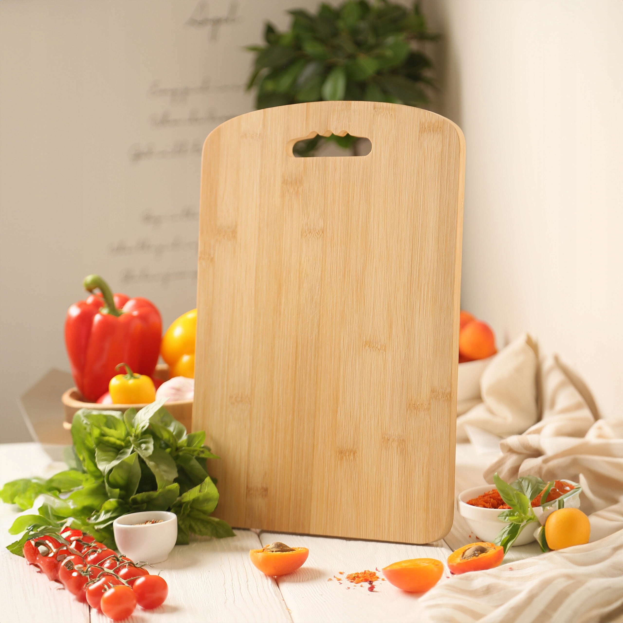 Medinė virtuvės pjaustymo lenta 40x26 cm