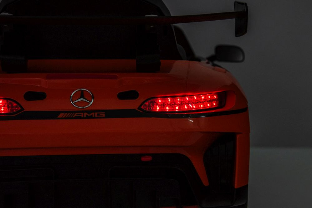 Akumuliatorinis automobilis mercedes amg gt3 oranžinis