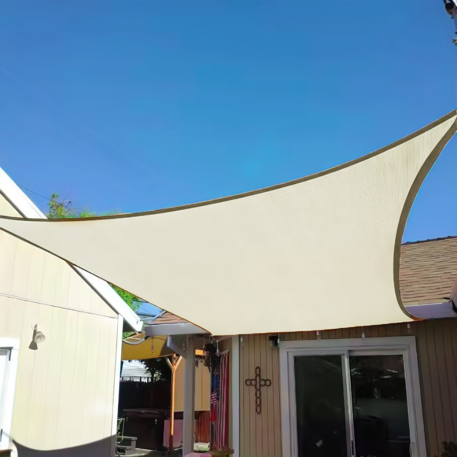 Kvadratinis atspalvio burės vandeniui atsparus baldakimas 4x4m ModernHome - smėlio spalvos