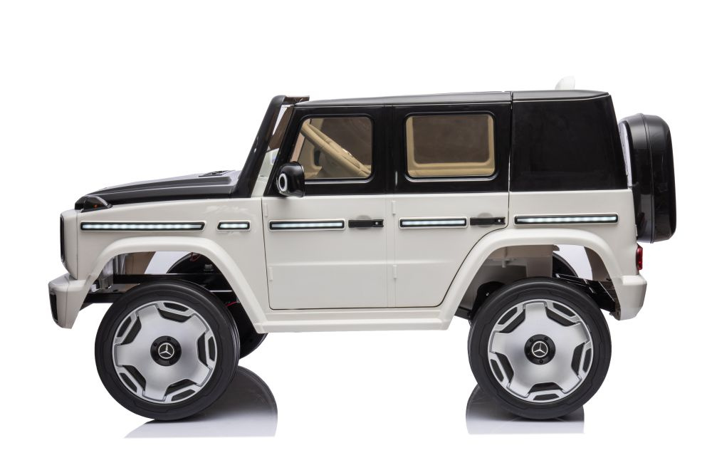 Vienvietis vaikiškas elektromobilis mercedes eqg 4x4, baltas