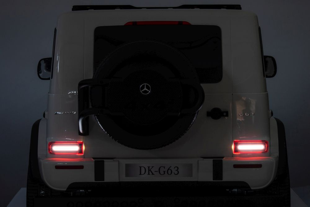 Didelis vaikiškas elektromobilis mercedes g63, baltas