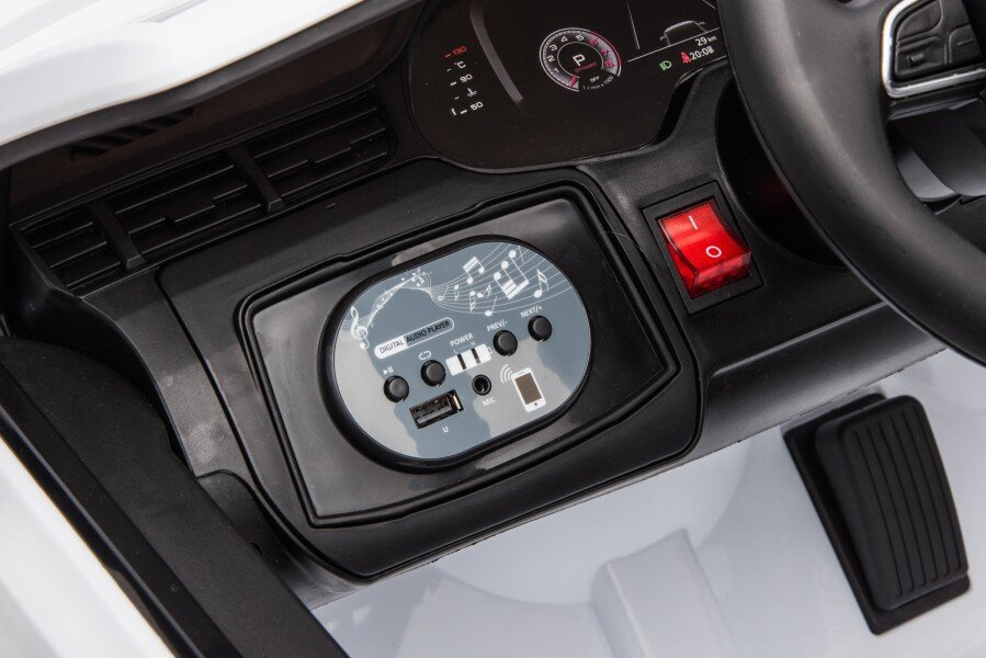Akumuliatorinis automobilis audi q7 baltas