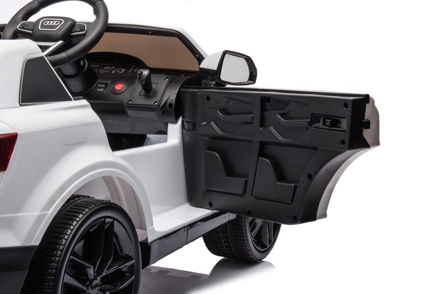 Akumuliatorinis automobilis audi q7 baltas