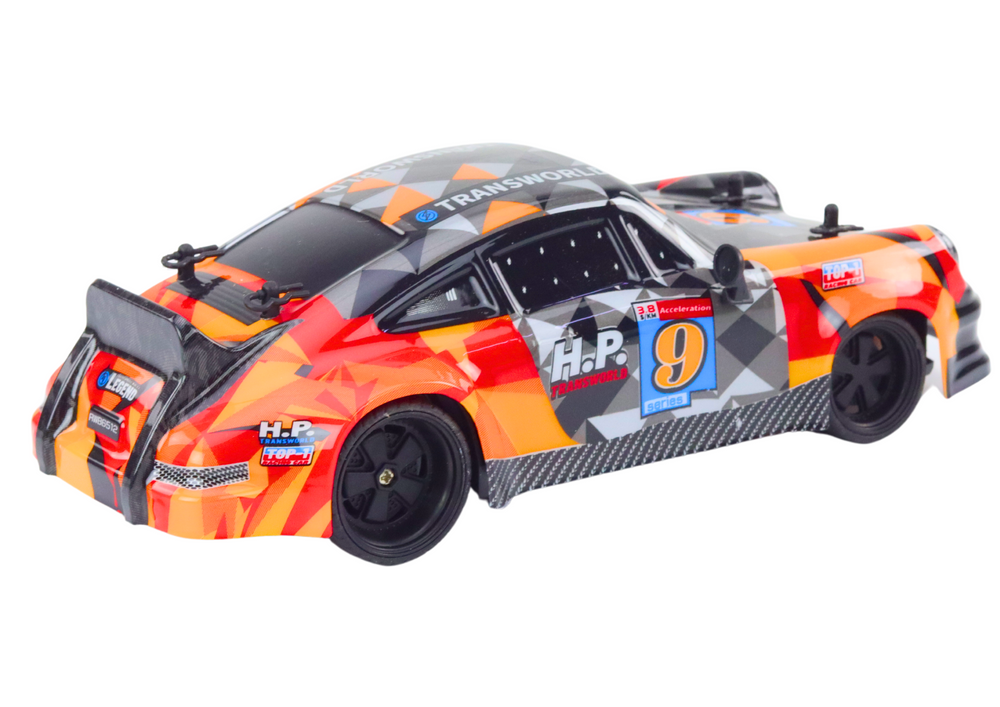 Nuotoliniu būdu valdomas automobilis 1:18 su guminiais ratais, oranžinis 2