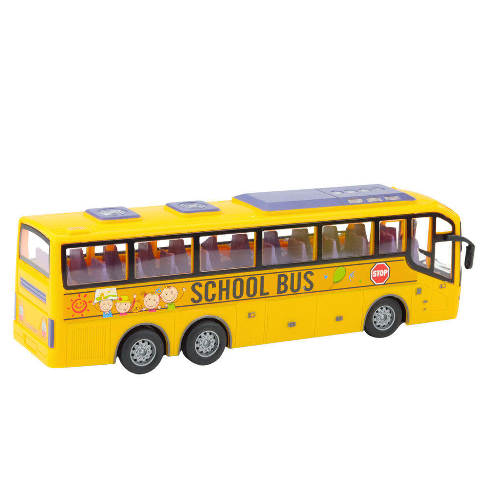 Nuotoliniu būdu valdomas mokyklinis autobusas 1:30 su šviesomis